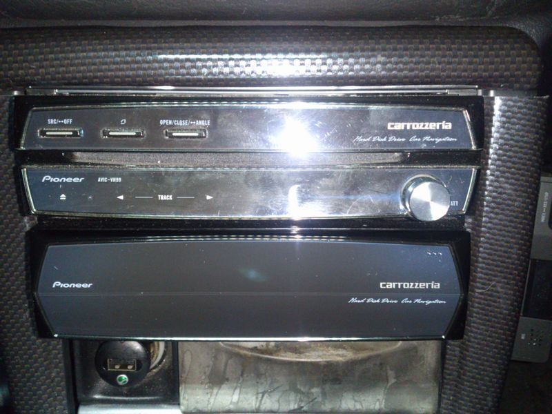 PIONEER / carrozzeria AVIC-VH99CS のパーツレビュー